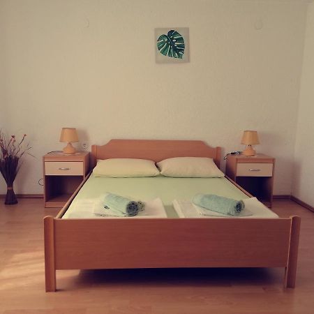 Apartment Ampulica 2 เซนญ์ ภายนอก รูปภาพ